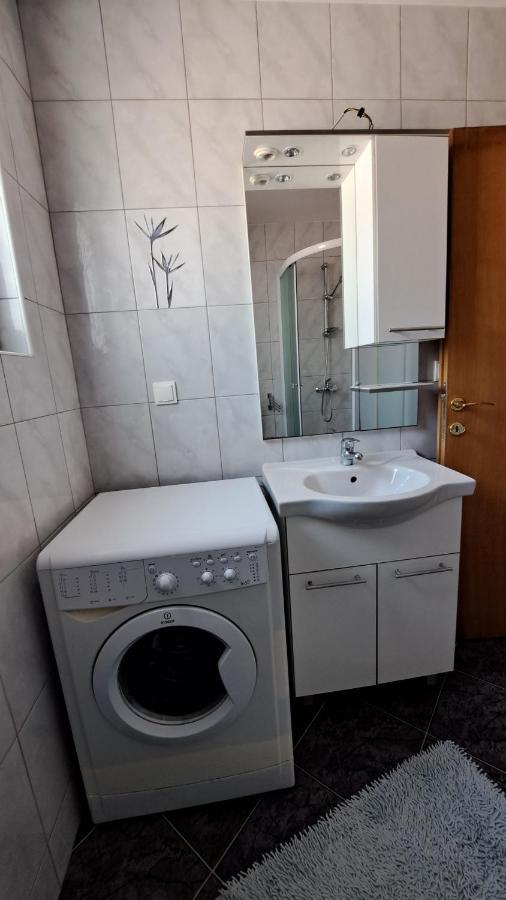 Cozy Apartments Baska Bagian luar foto